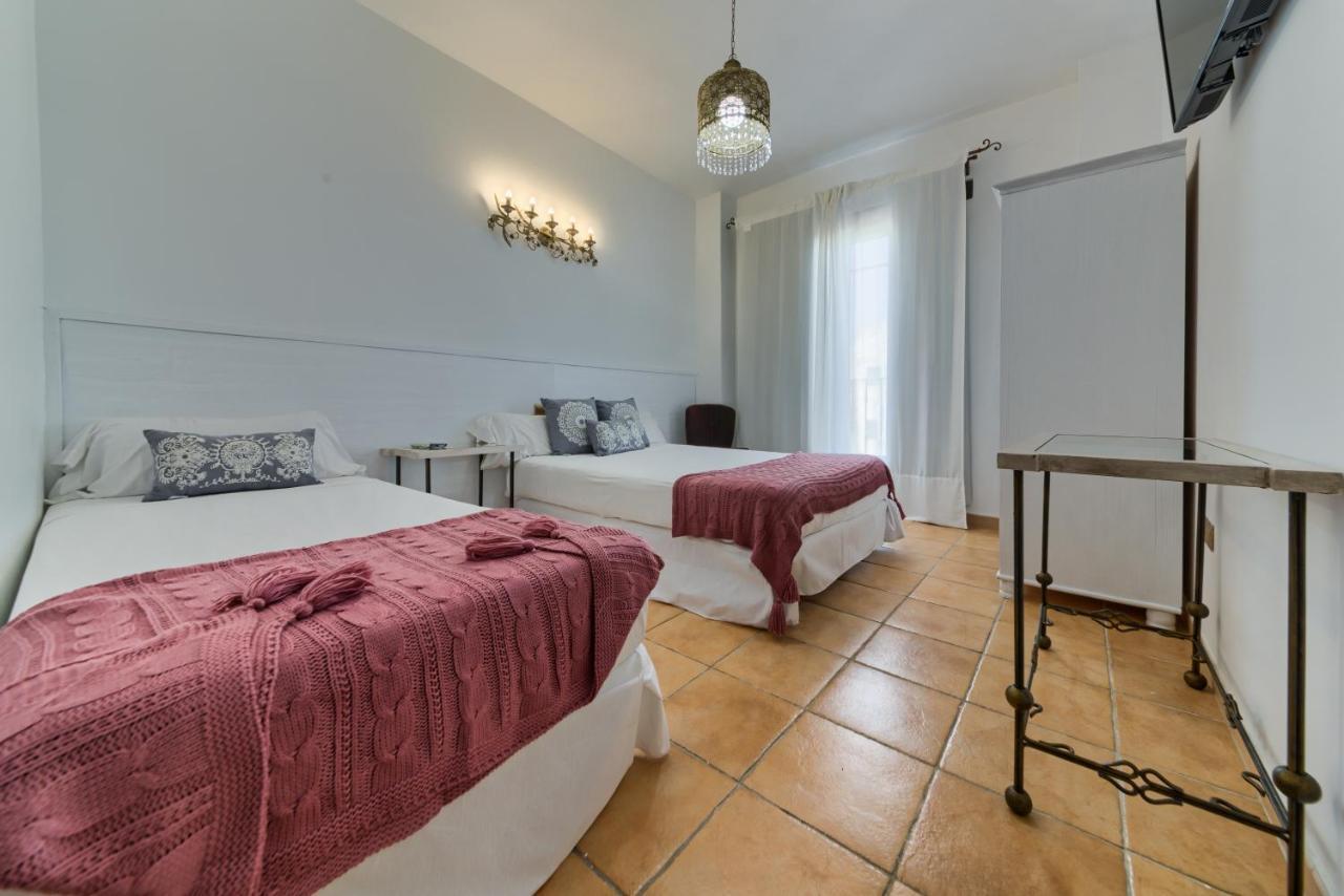 Hotel Pozo Rey *